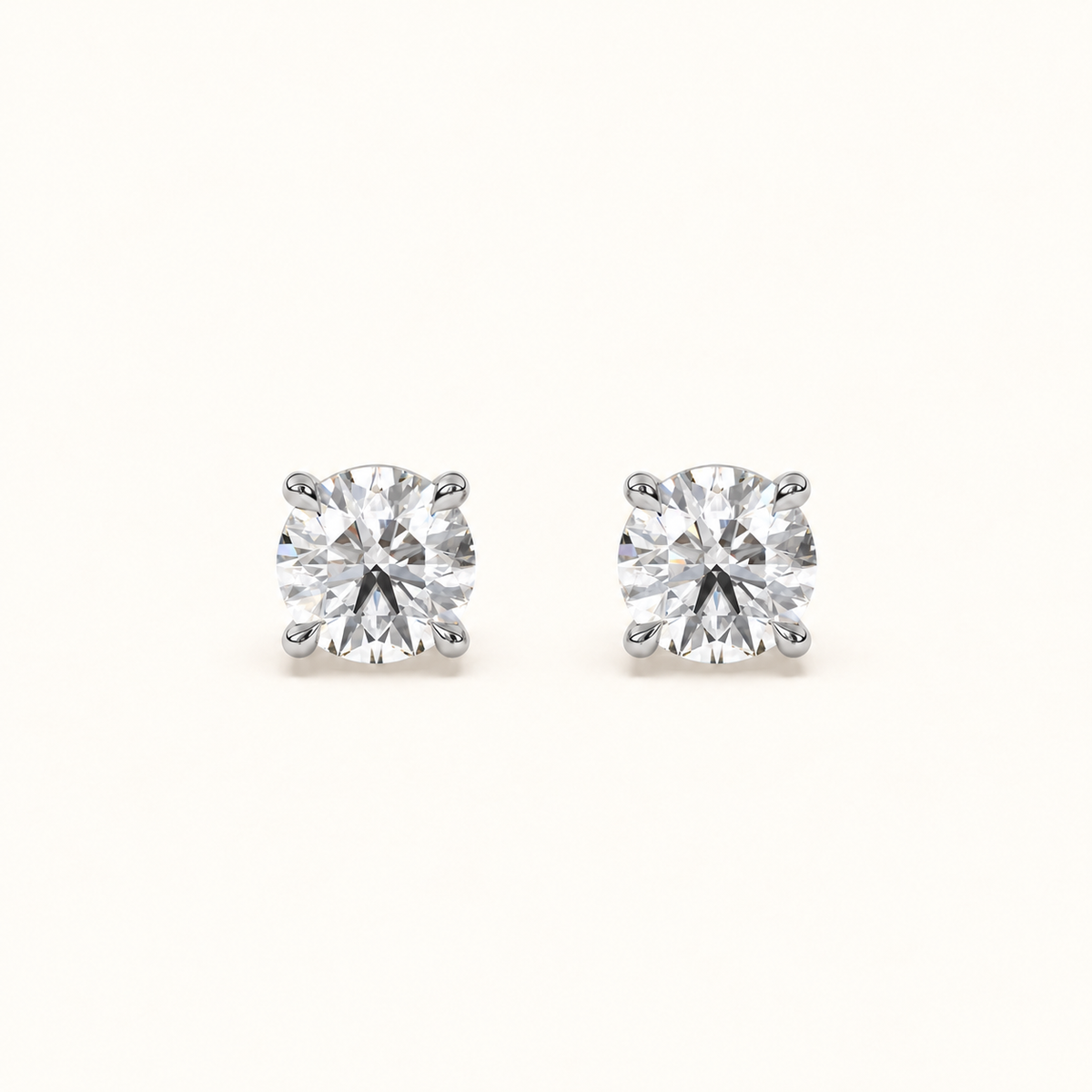 round brilliant studs 1p5 tcw white gold front